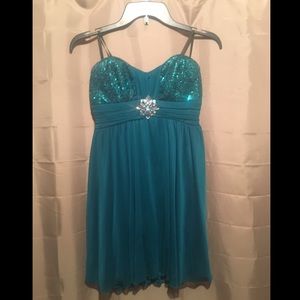 Prom / Homecoming Dress